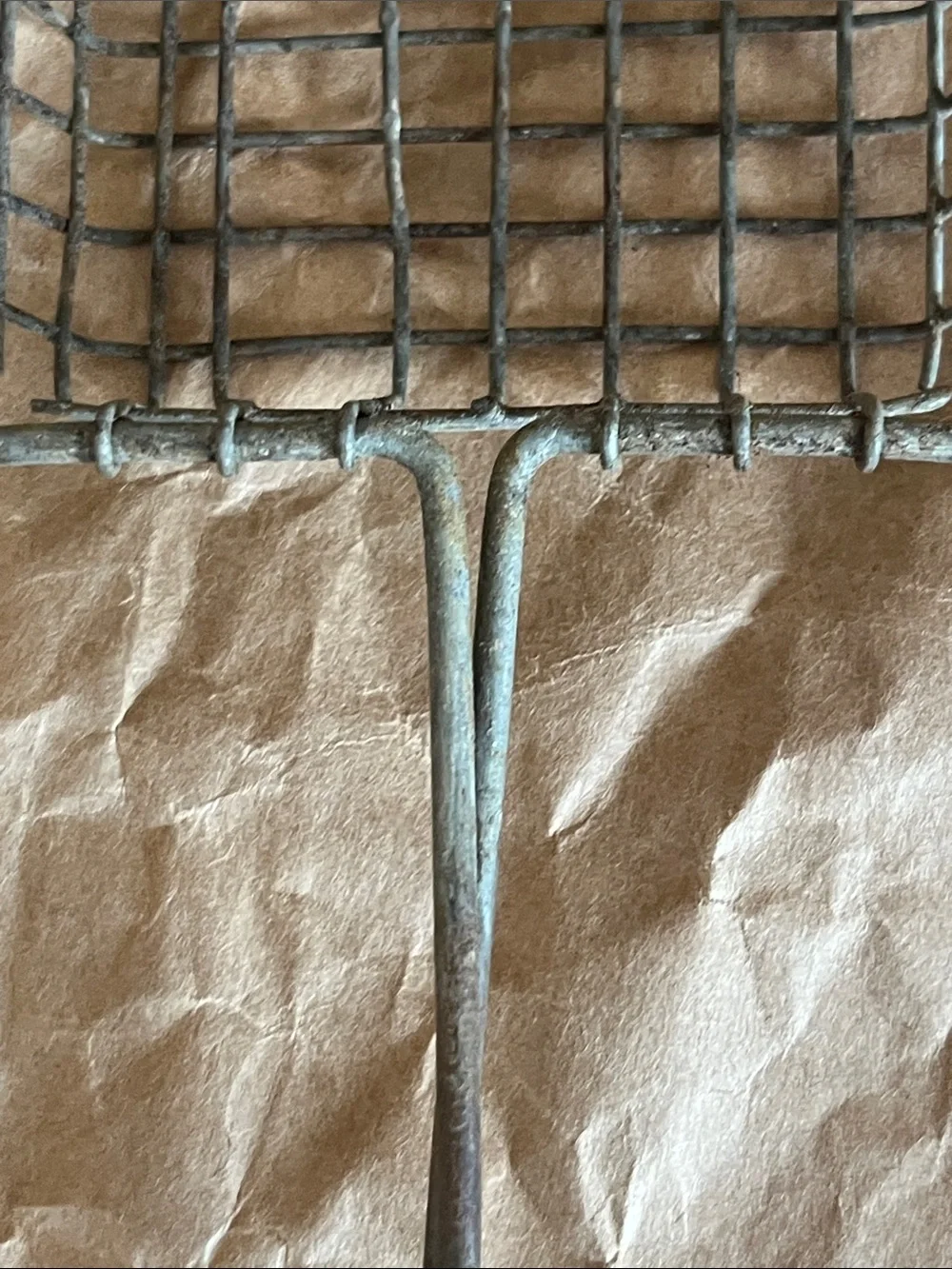 Vintage Metal Wire Soap Saver with Sliding Closure & Long Handle